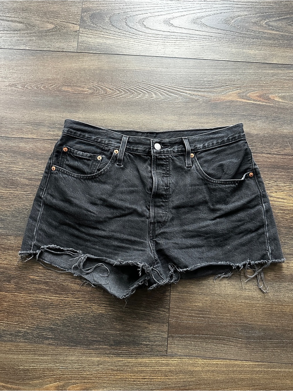Levi’s 501 Women’s High Waisted Fray Hem Button Fly Black Denim Shorts
